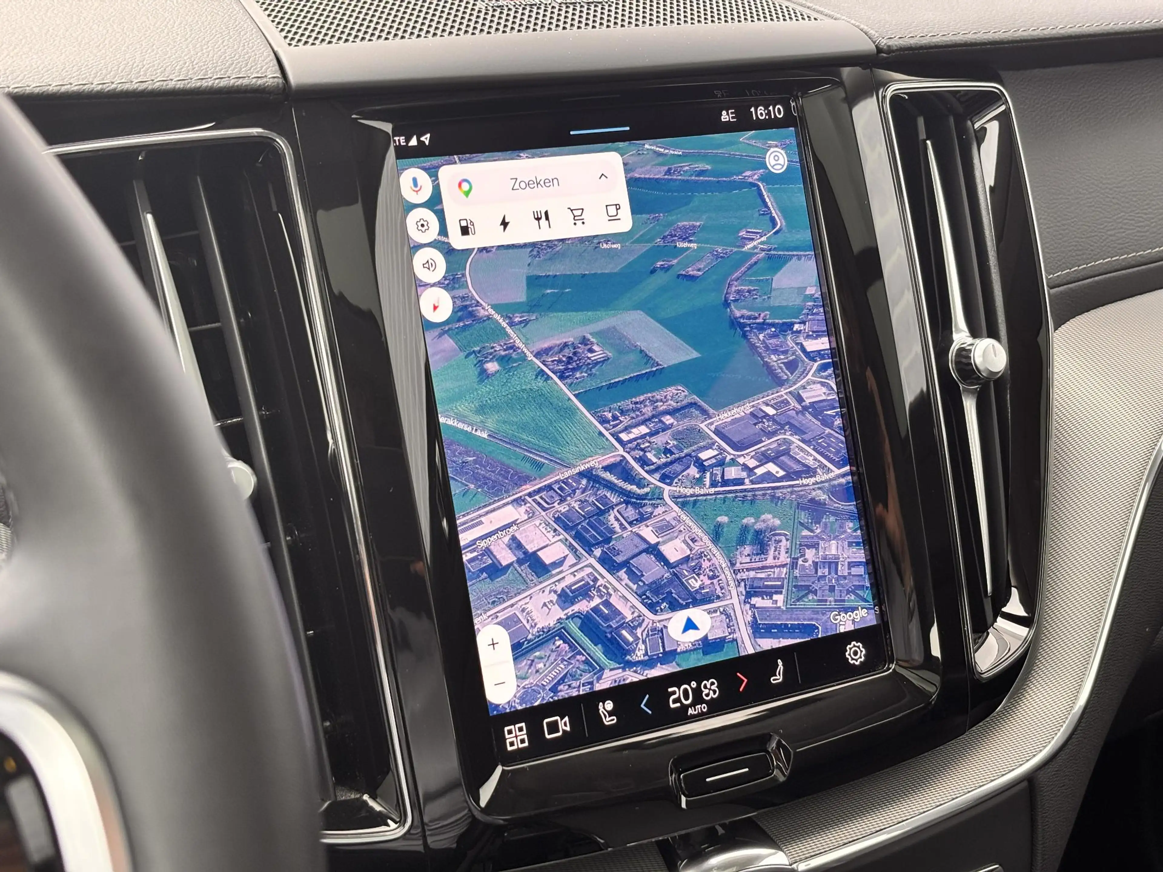 Volvo XC60 Plug-in Hybrid T6 AWD Ultimate Bright | Long Range — photo 9