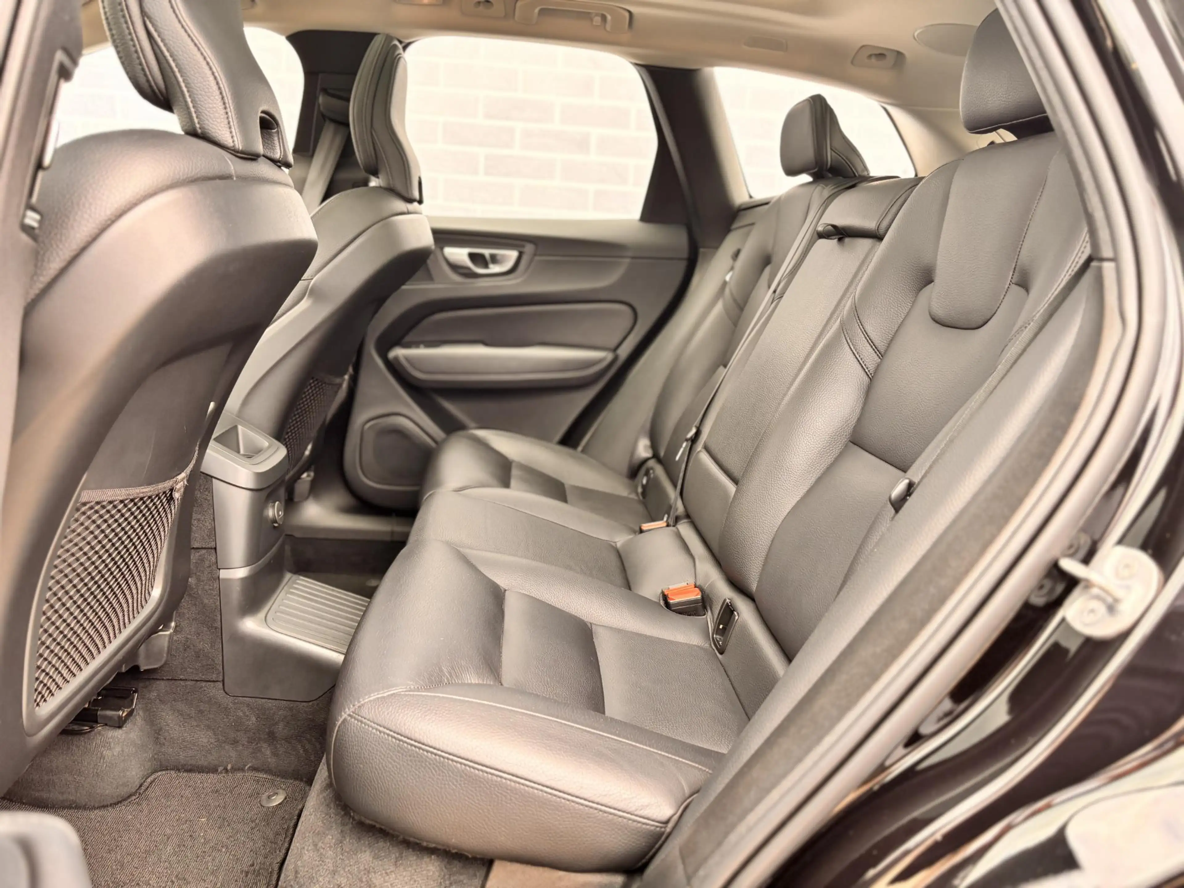 Volvo XC60 Plug-in Hybrid T6 AWD Ultimate Bright | Long Range — photo 7