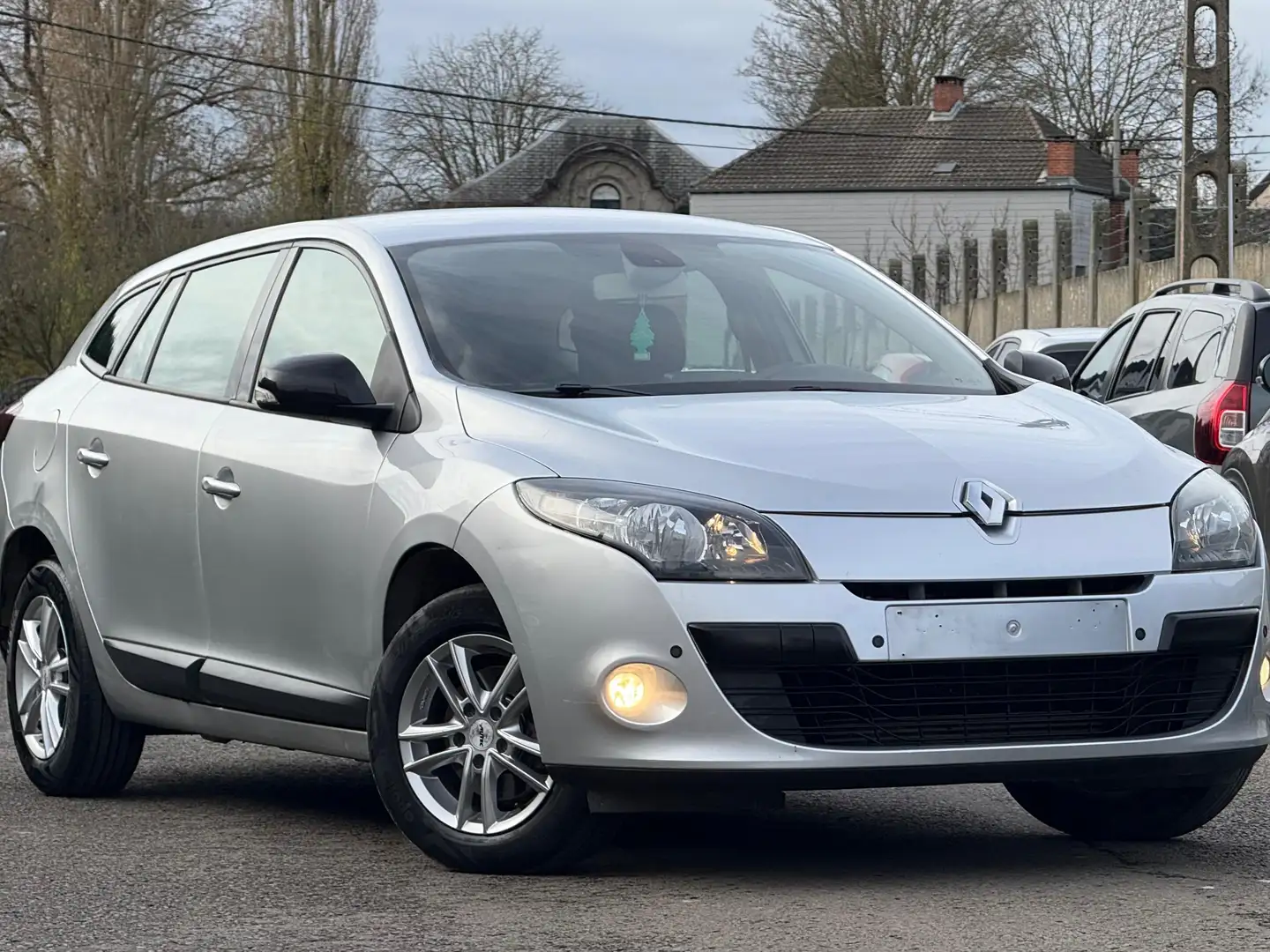 Renault Megane Mégane SW 1.5 dCi // NAVI // AIRCO // EURO5 Grijs - 2