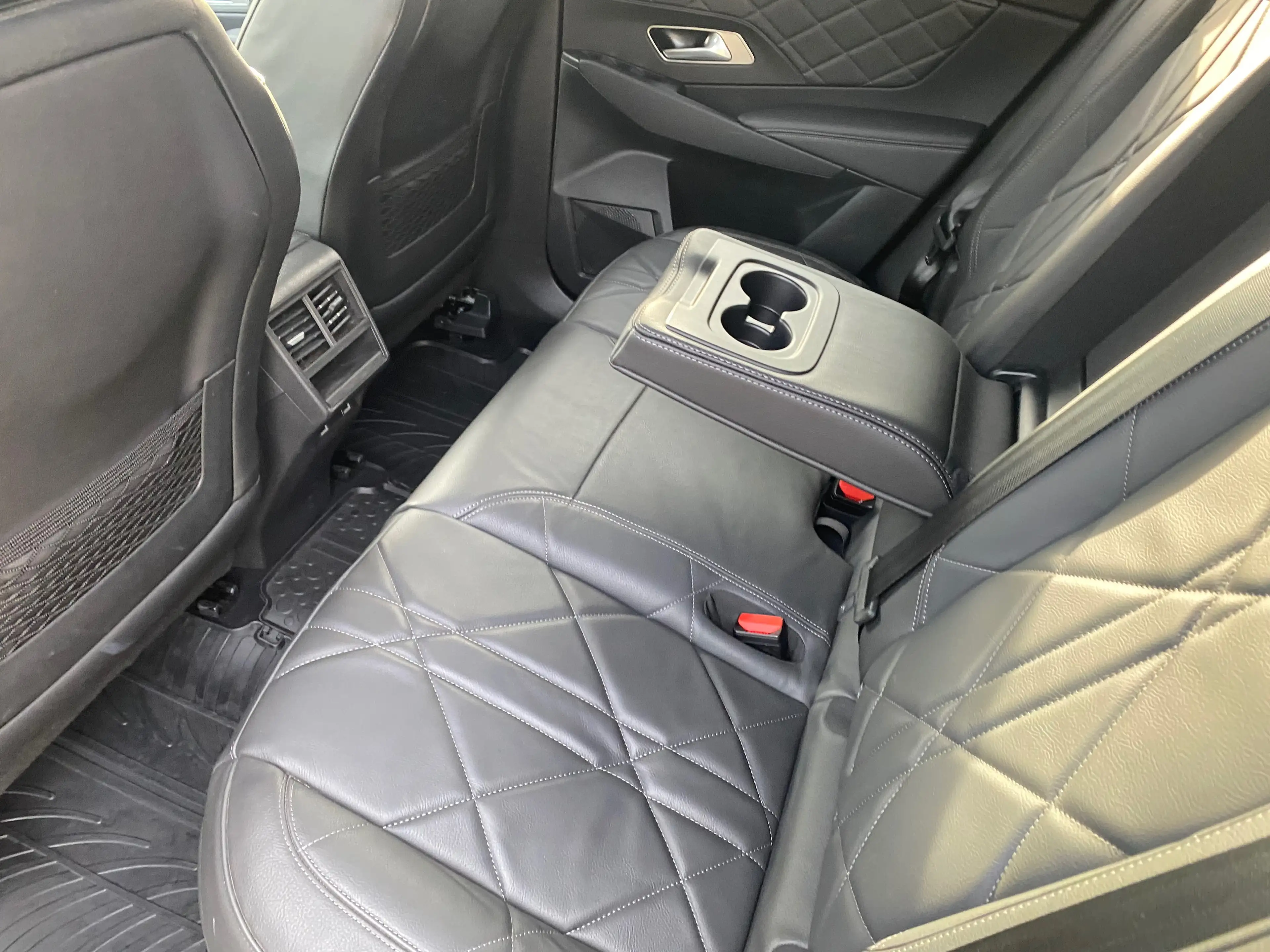 DS Automobiles DS 7 Crossback PHEV 1.6 E-TENSE 4x4 Rivoli (220 kW) — photo 9