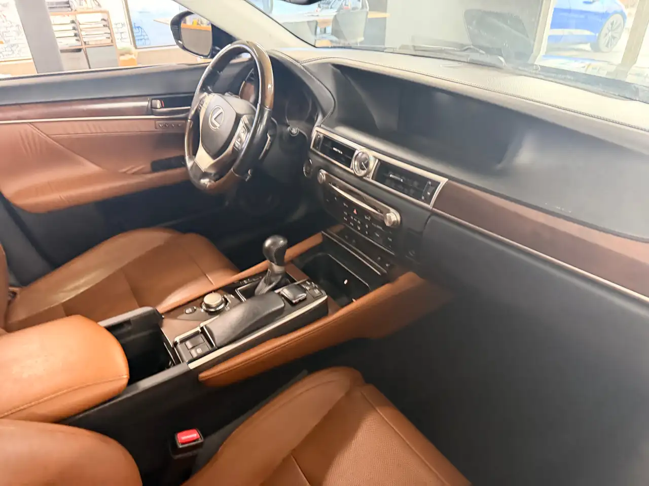 Lexus GS снимка Lexus GS