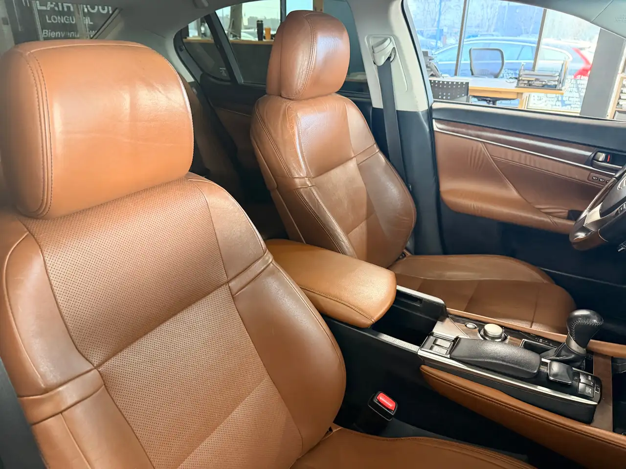 Lexus GS снимка Lexus GS