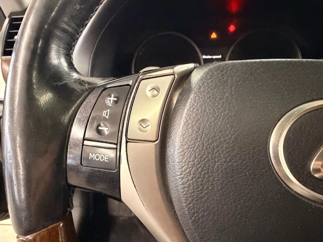 Lexus GS снимка Lexus GS