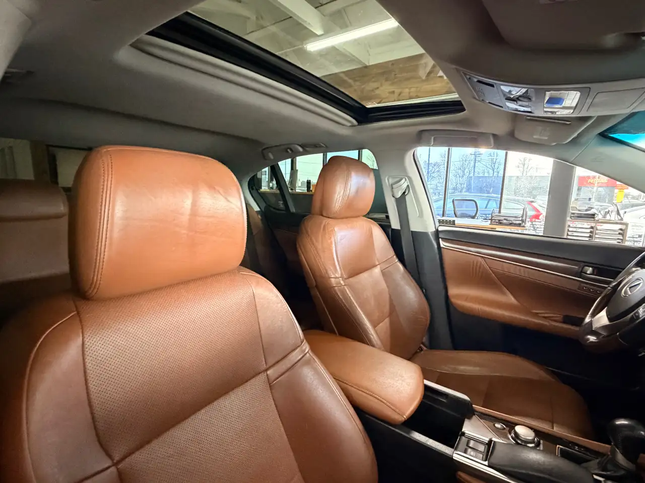 Lexus GS снимка Lexus GS