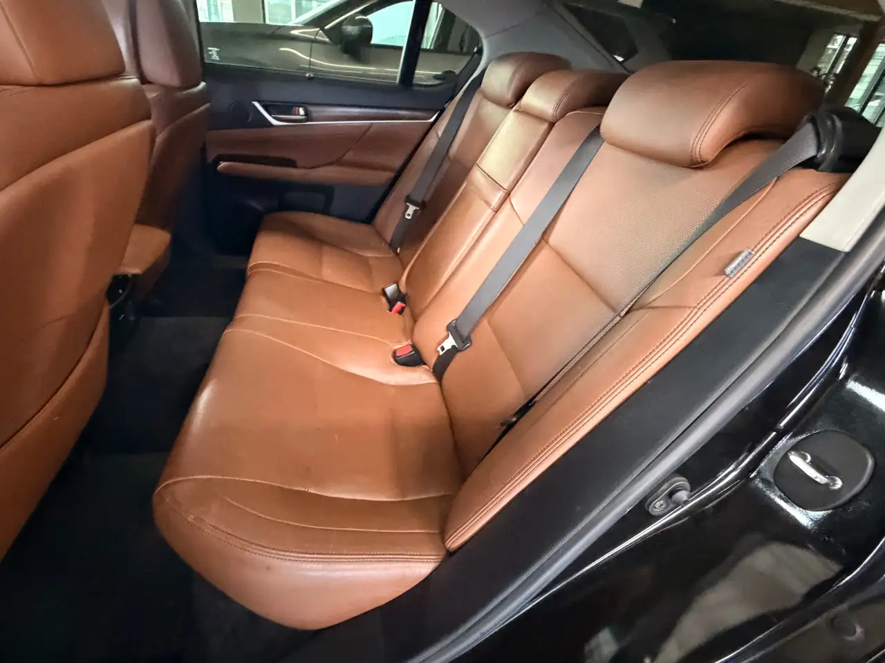 Lexus GS снимка Lexus GS