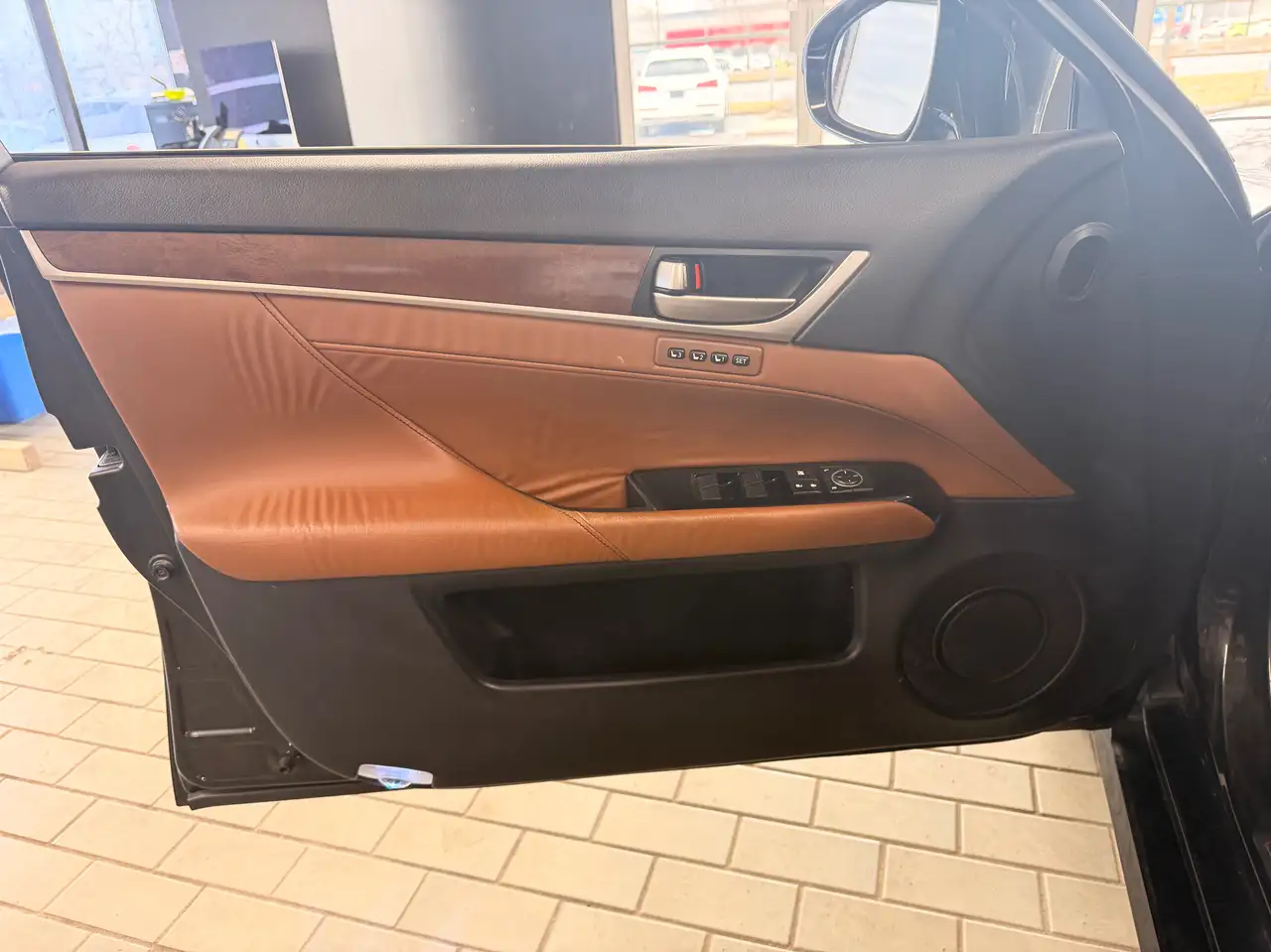 Lexus GS снимка Lexus GS