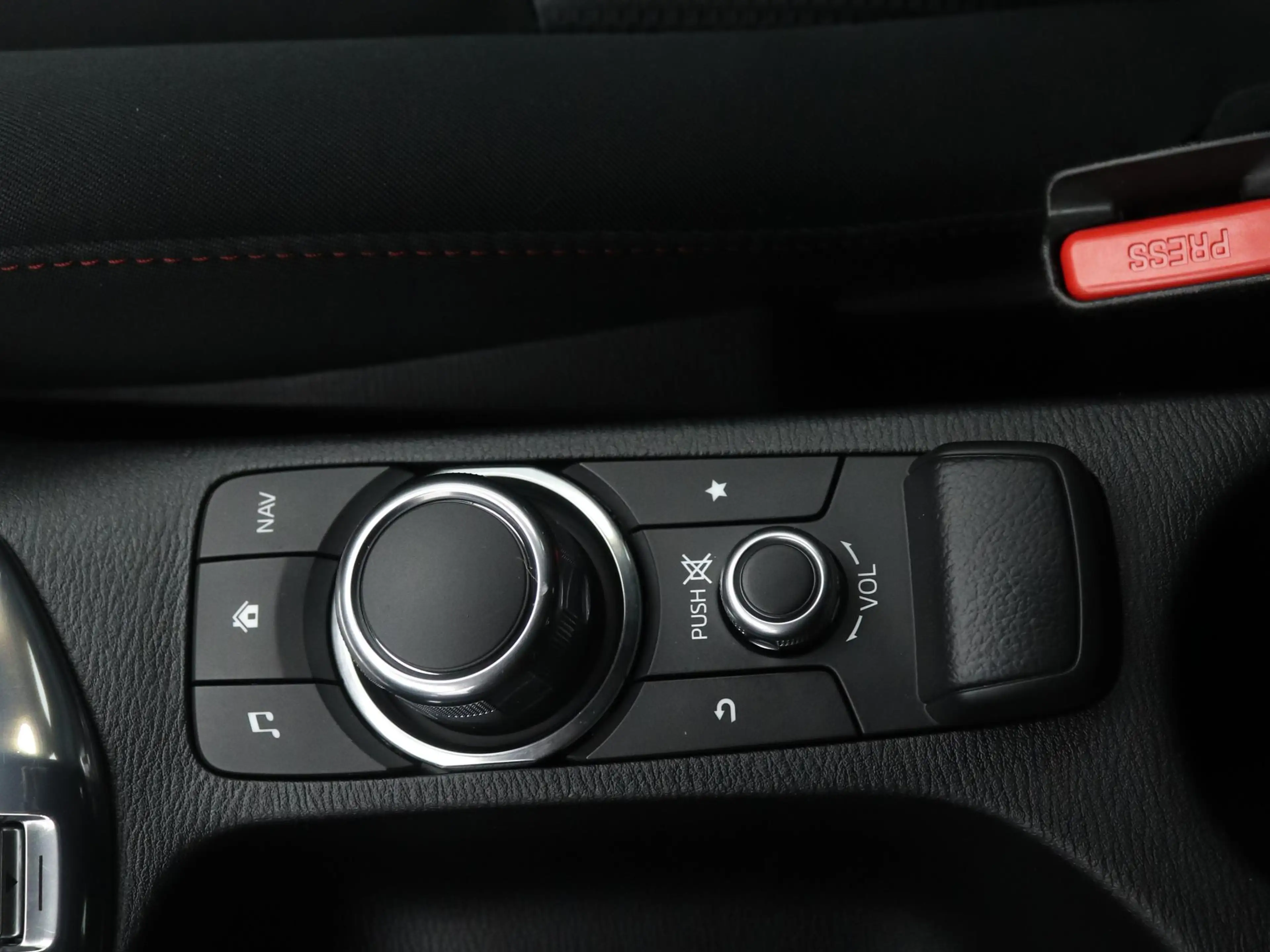 Mazda 2 1.5 SkyActiv-G GT-M Driver Pack automaat met afnee — photo 37