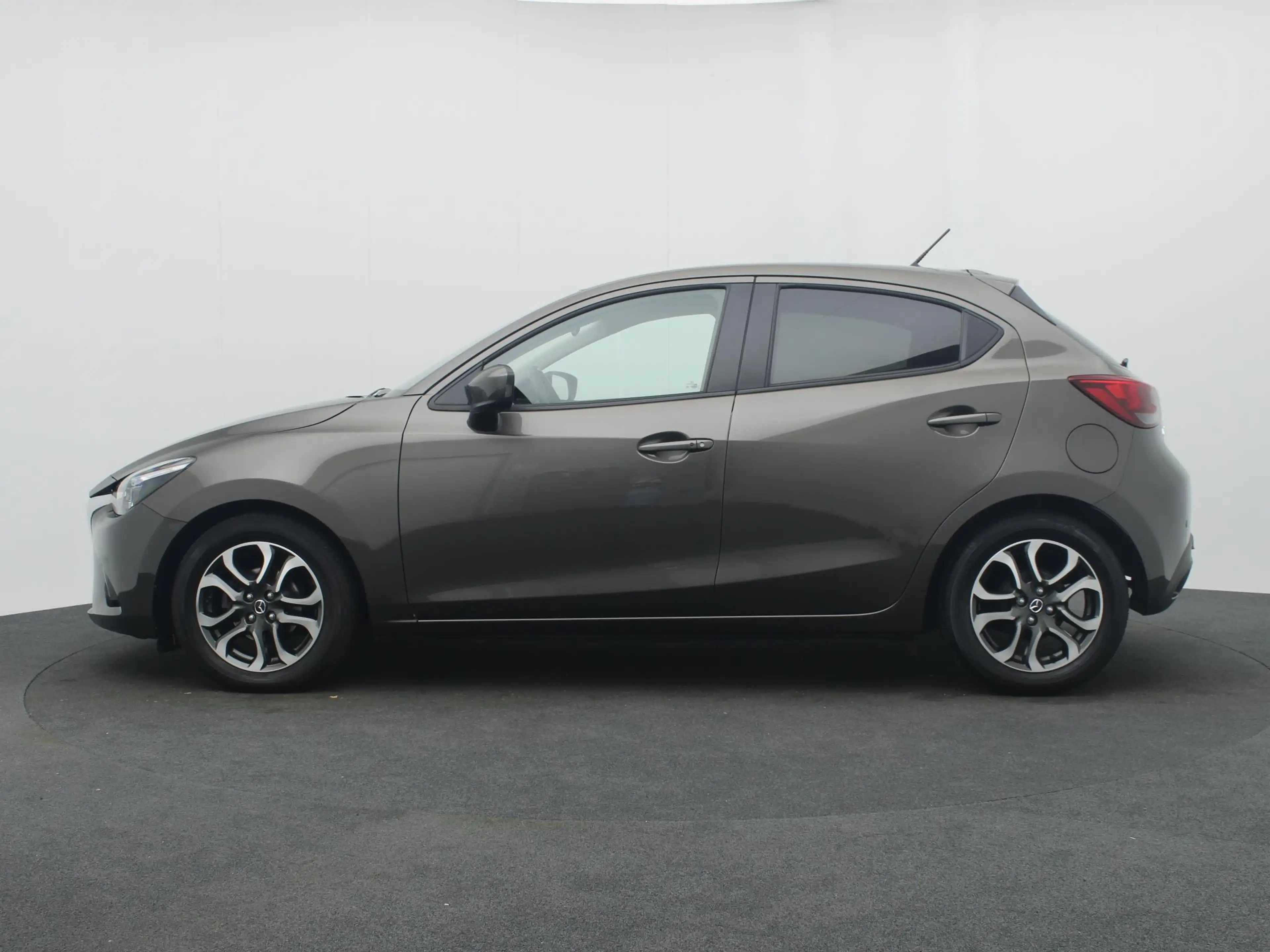 Mazda 2 1.5 SkyActiv-G GT-M Driver Pack automaat met afnee — photo 2