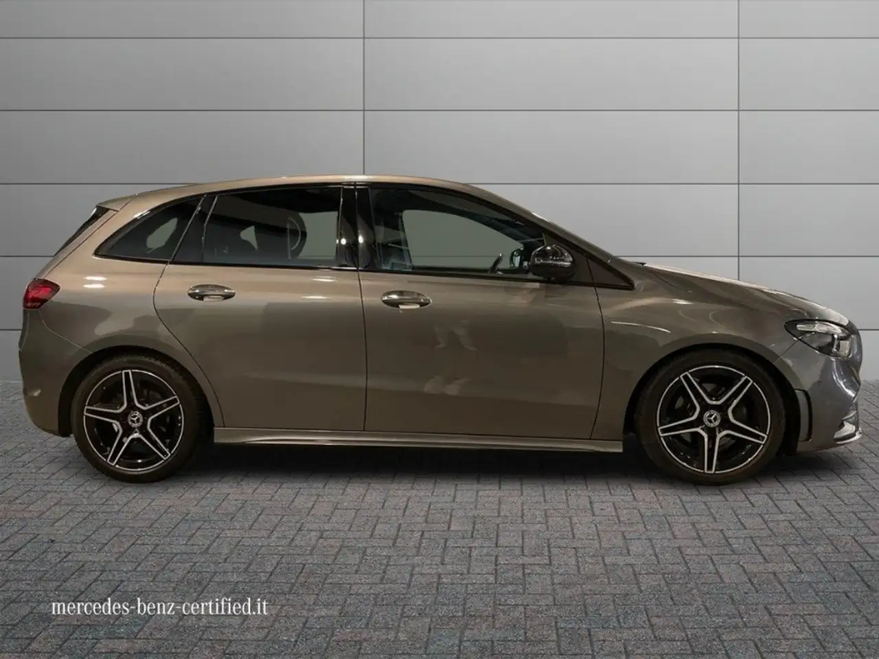 Mercedes-Benz B-Class 2023 B 180 d AMG Line Advanced Plus auto, миниатюра 5