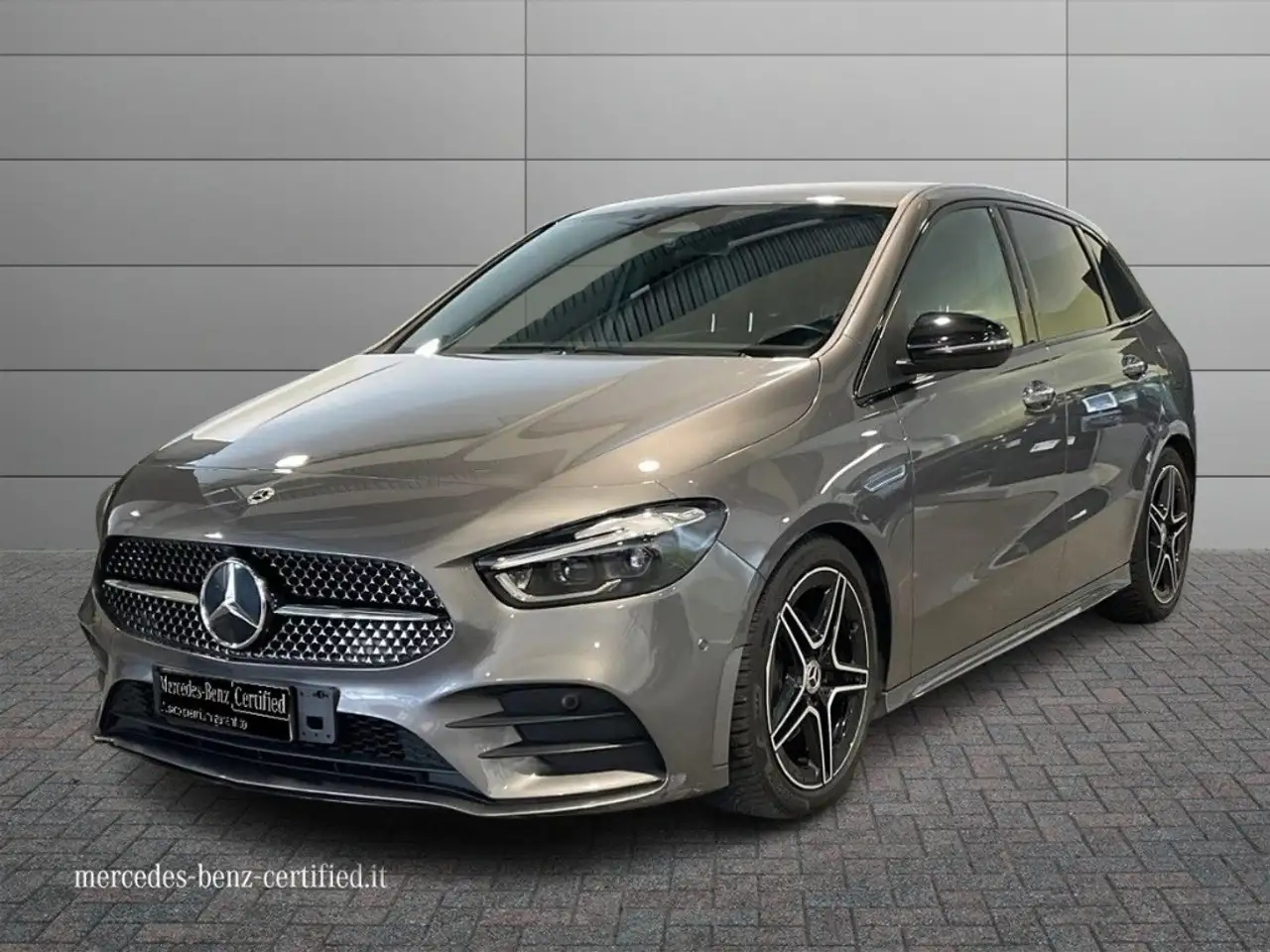 Mercedes-Benz B-Class 2023 B 180 d AMG Line Advanced Plus auto