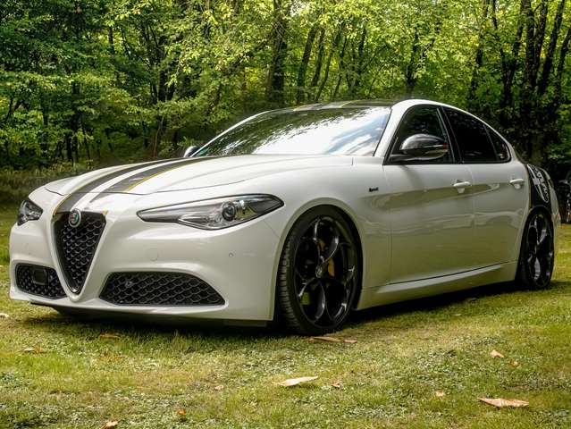 Imagine Alfa Romeo Giulia Giulia 2.0 Turbo 16V AT8 Super