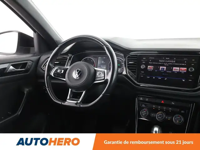 Volkswagen T-Roc view 13