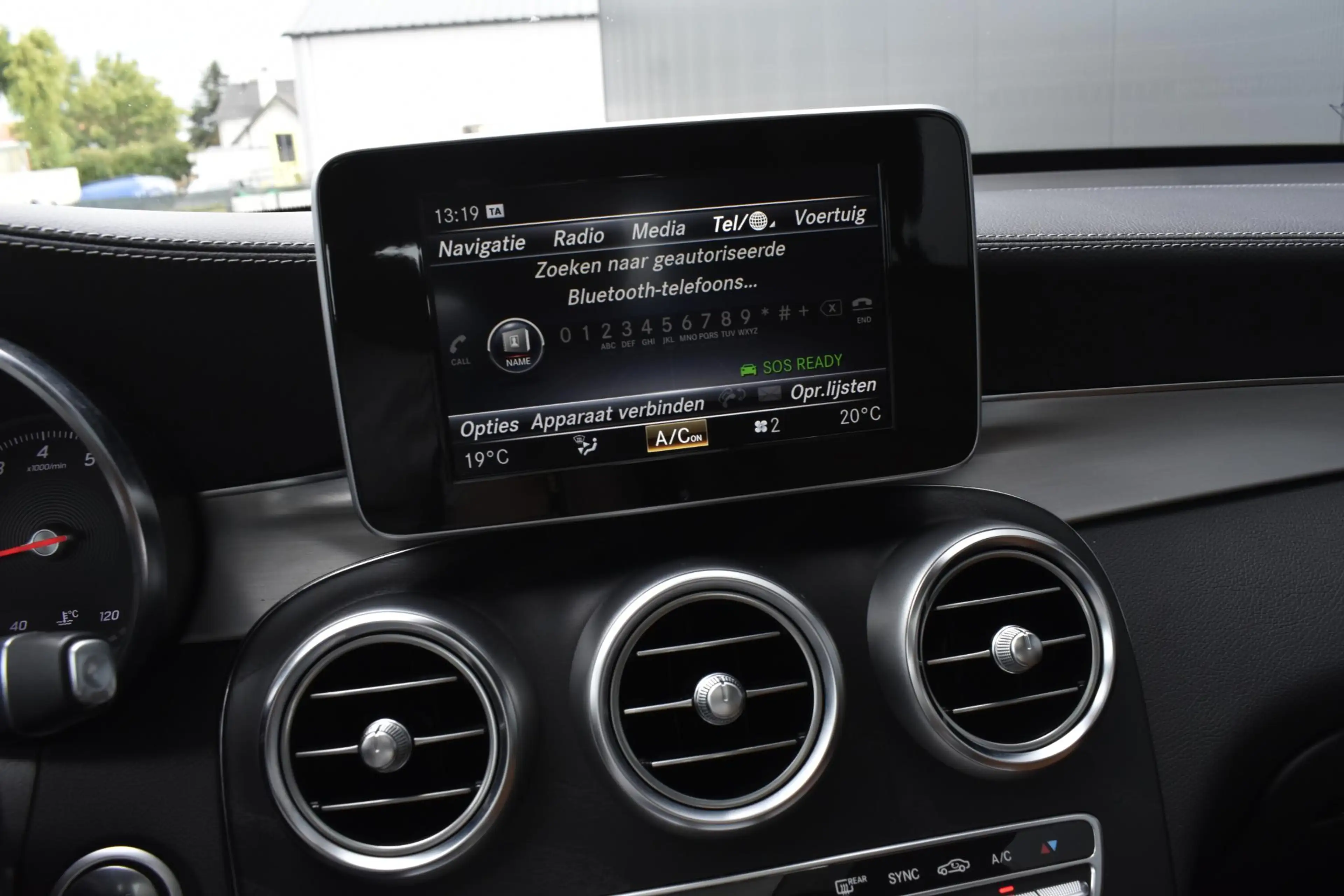 Mercedes-Benz GLC 250 Coupé 4MATIC Premium Plus — photo 12