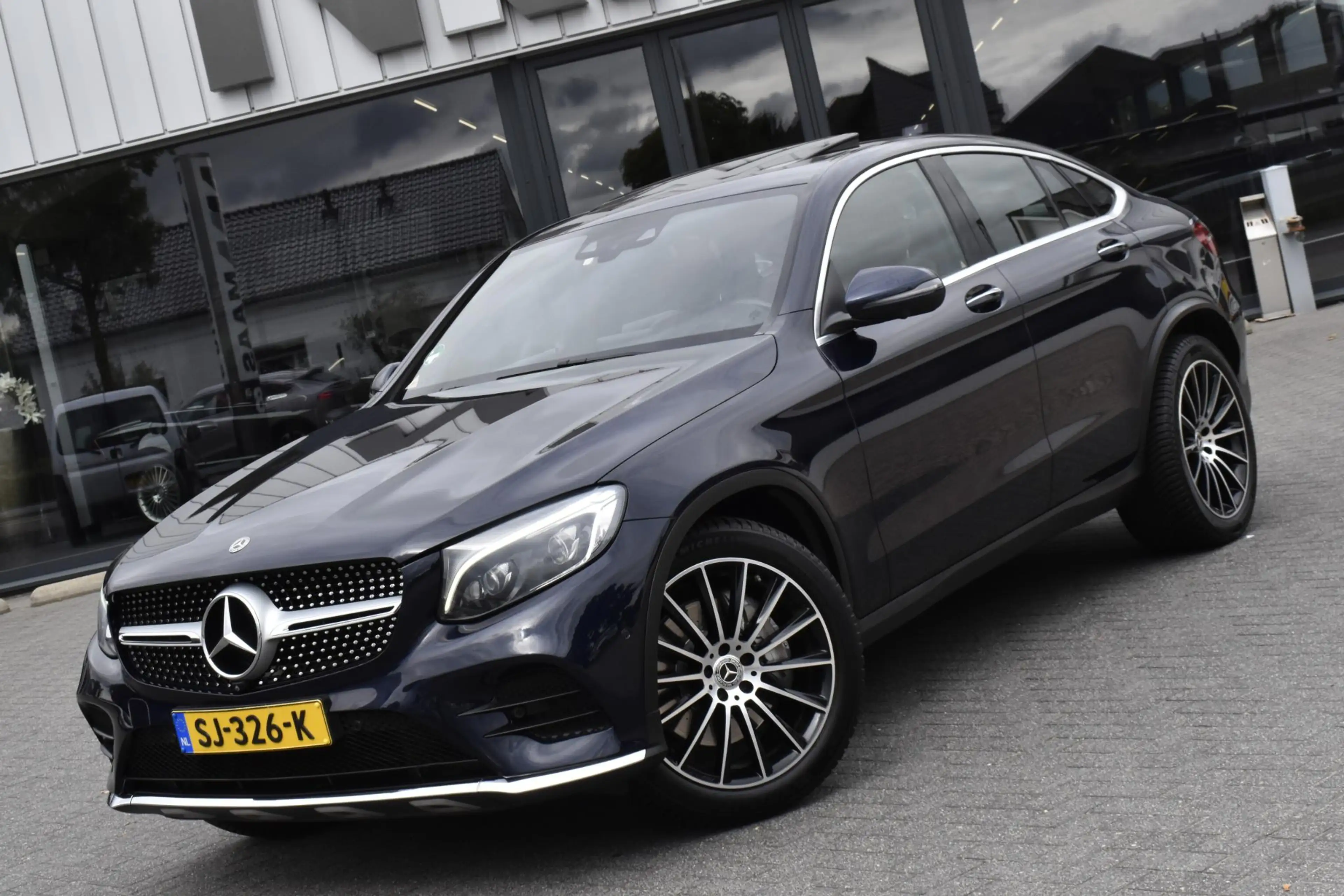 Mercedes-Benz GLC 250 Coupé 4MATIC Premium Plus — photo 4