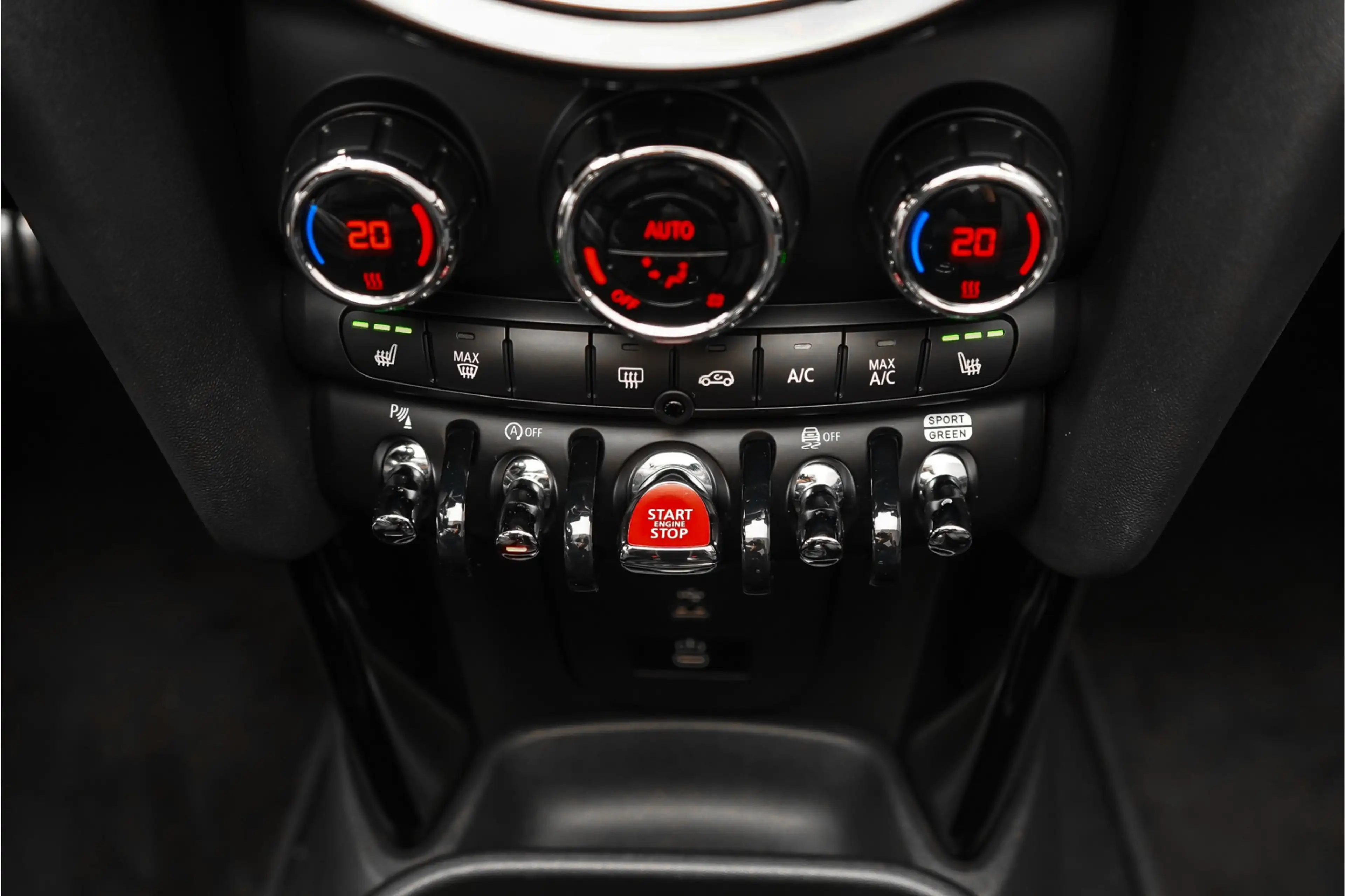 MINI John Cooper Works Cabrio Mini 2.0 HUD H&K ACC Stuurwielverw Camera 18" — photo 30