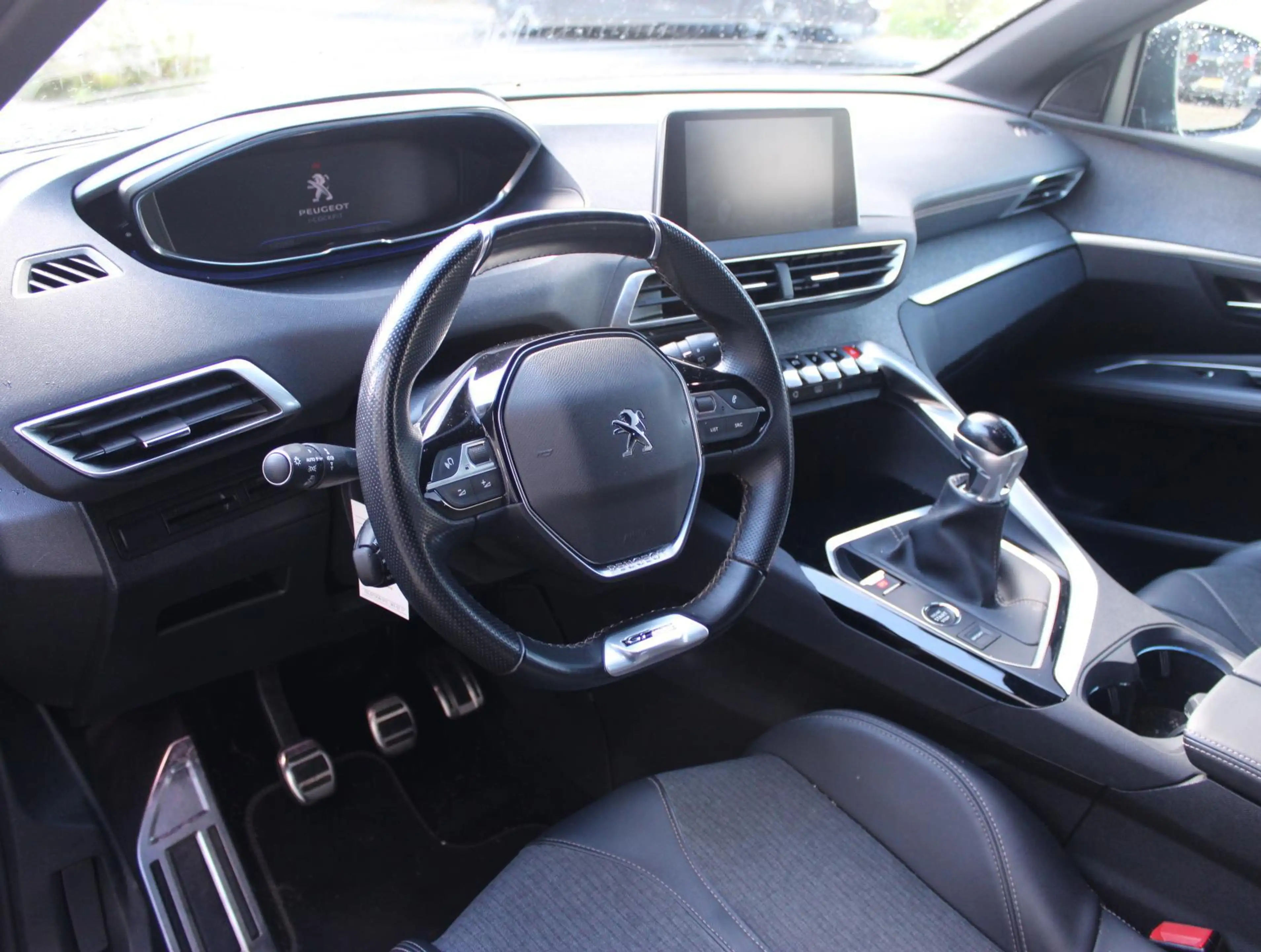 Peugeot 3008 1.2 PureTech GT Line Keyless|LED|Carplay|Camera — photo 7