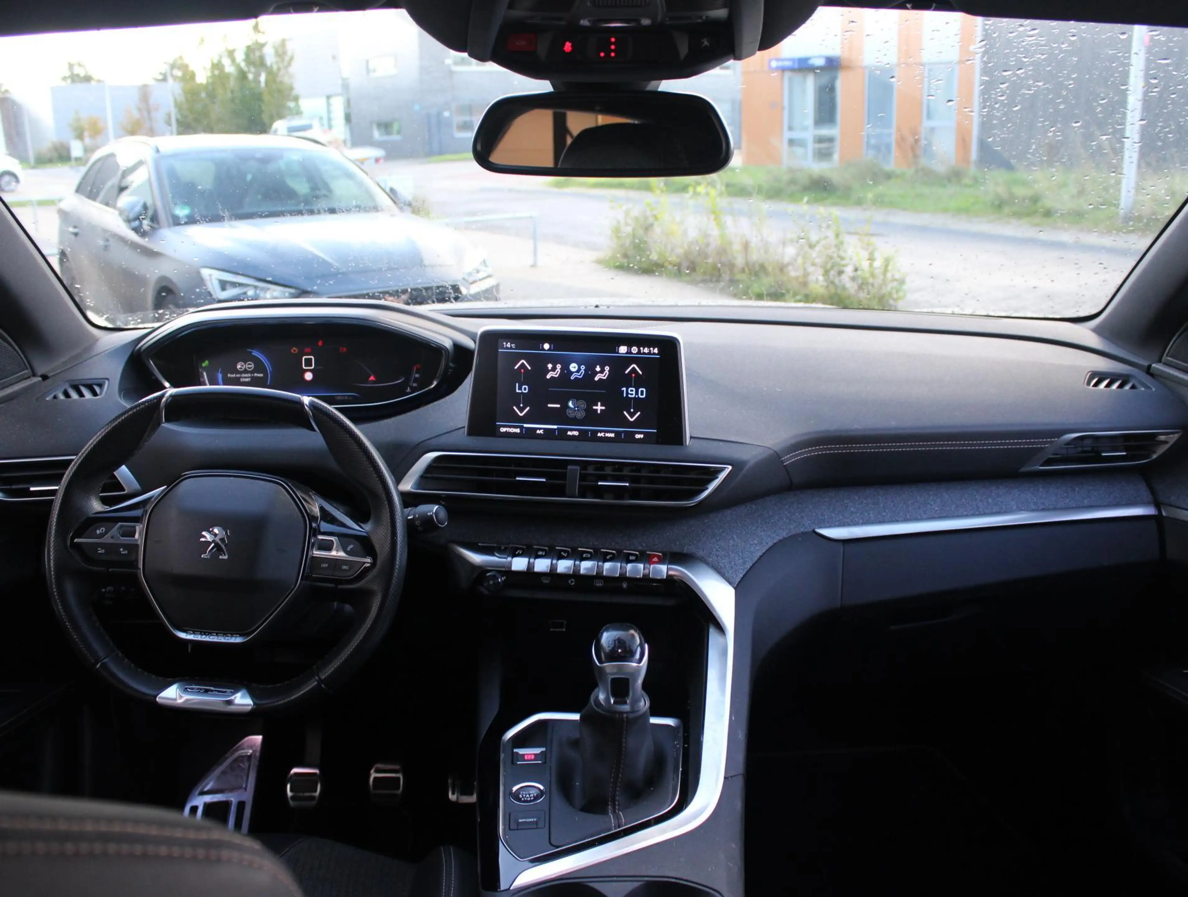 Peugeot 3008 1.2 PureTech GT Line Keyless|LED|Carplay|Camera — photo 3