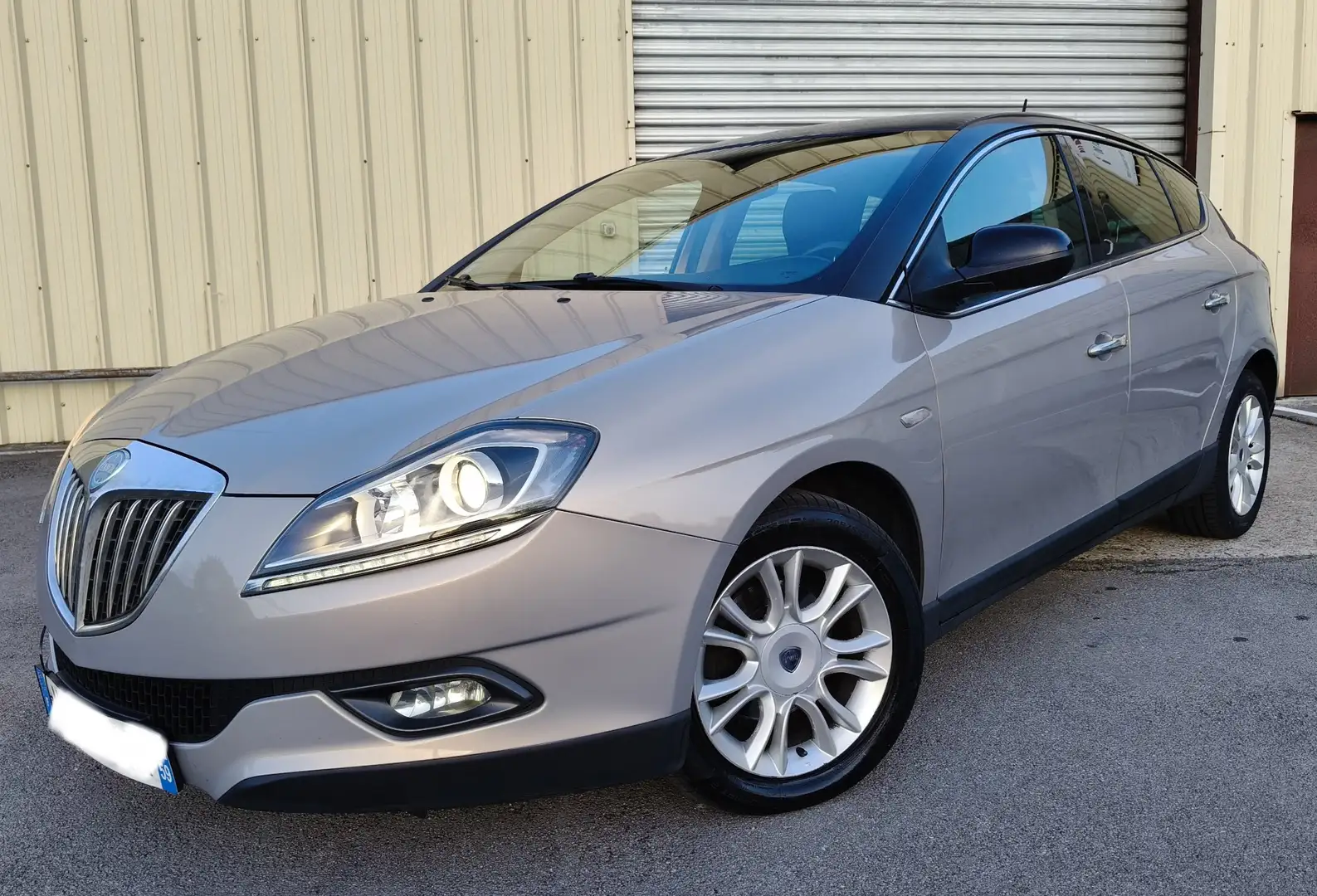 Lancia Delta VPC 1.6 MULTIJET 16V 120 DPF DI LUSSO - 2