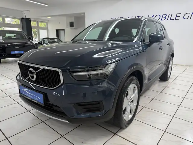 Volvo XC40 view 5