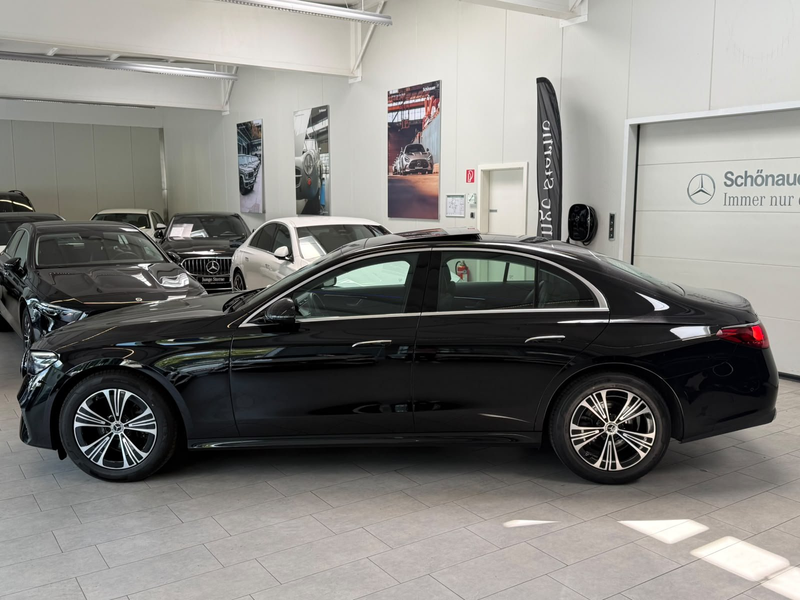 Mercedes-Benz E 220 d AVANTGARDE ADV.+18"+PANORAMA+WINTERPAKET — photo 4