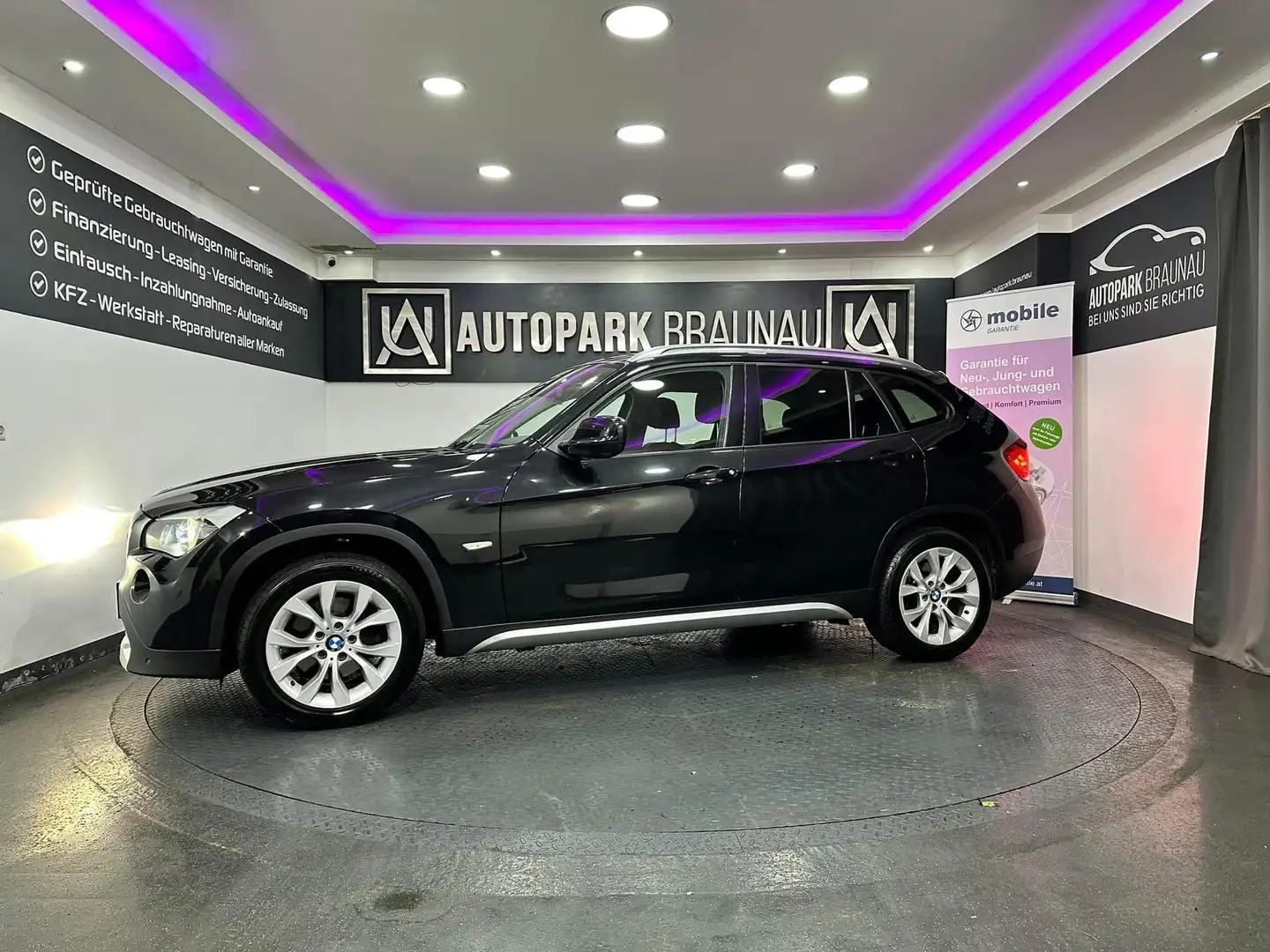 BMW X1 sDrive 18d E84 *SZH*PDC*XENON* Schwarz - 2
