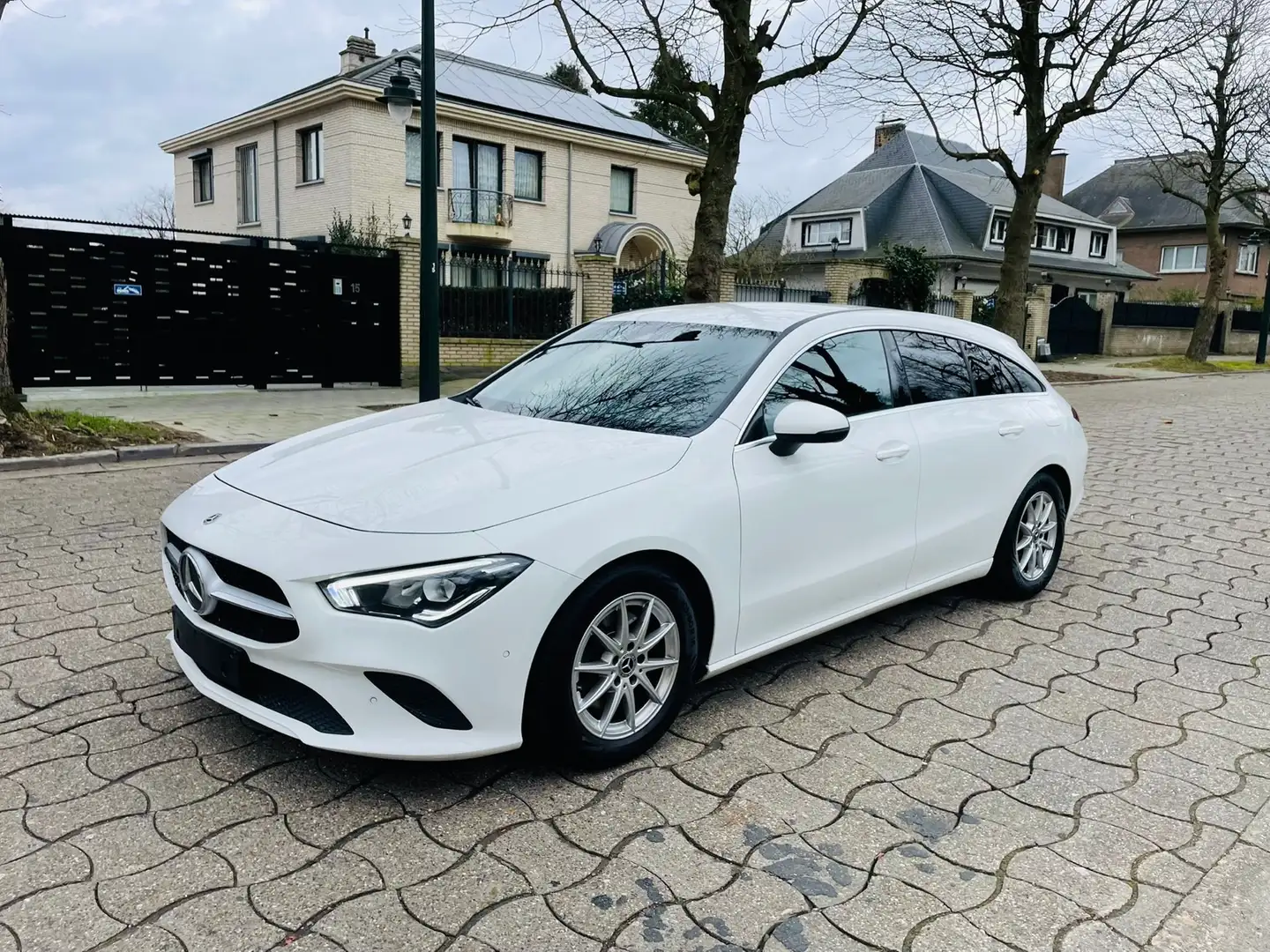 Mercedes-Benz CLA 200 EU6AP ful option Blanc - 1