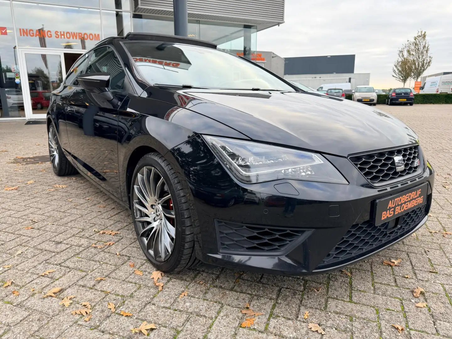 SEAT Leon SC Cupra 265, Automaat, Panodak, Navi, LED, Clima, Zwart - 2
