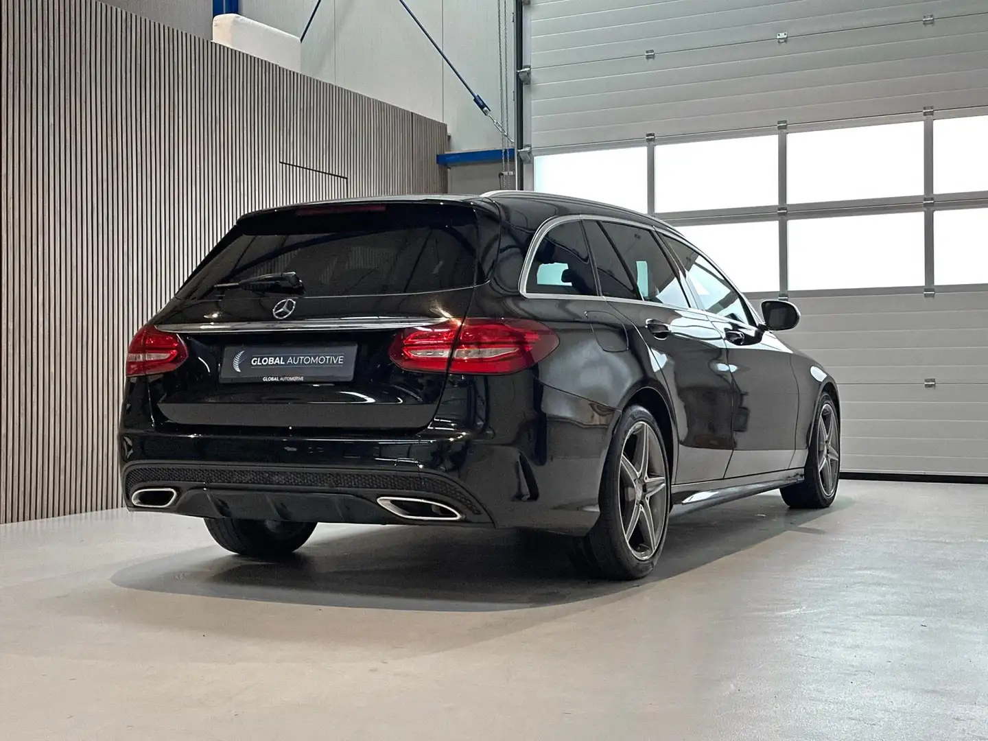 Mercedes-Benz C 180 Estate - AMG PAKKET - WEINIG KM'S - AUTOMAAT Nero - 2
