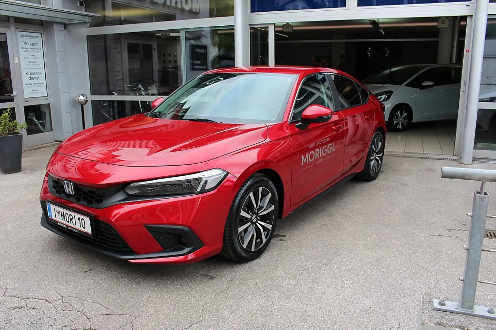 Honda Civic 2.0 i-MMD Hybrid Elegance e-CVT Aut. Vollhybrid... Roşu - 2