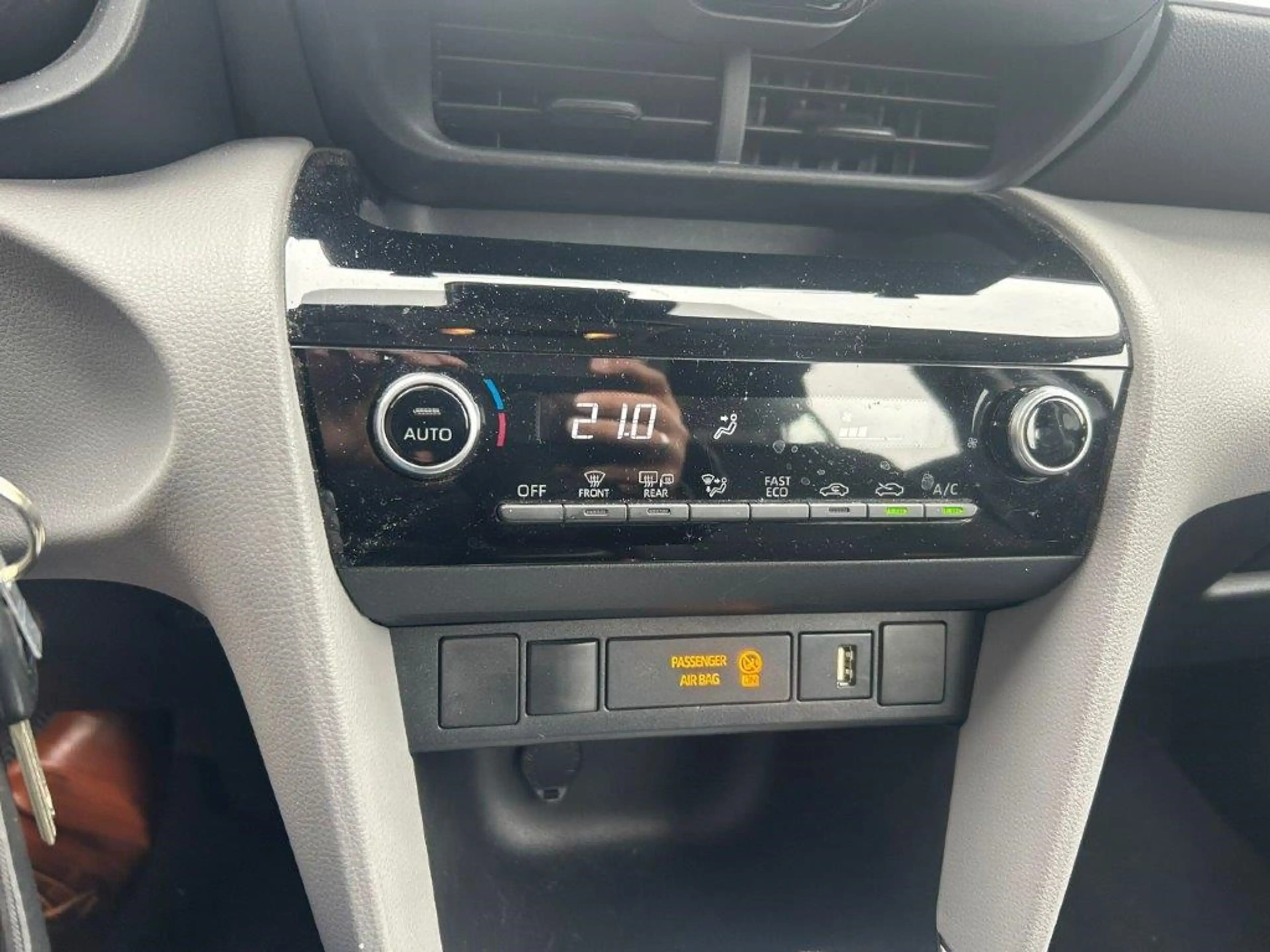 Toyota Yaris Cross Hybrid WRS Klima Apple CarPlay Android Auto Klimaa — photo 8