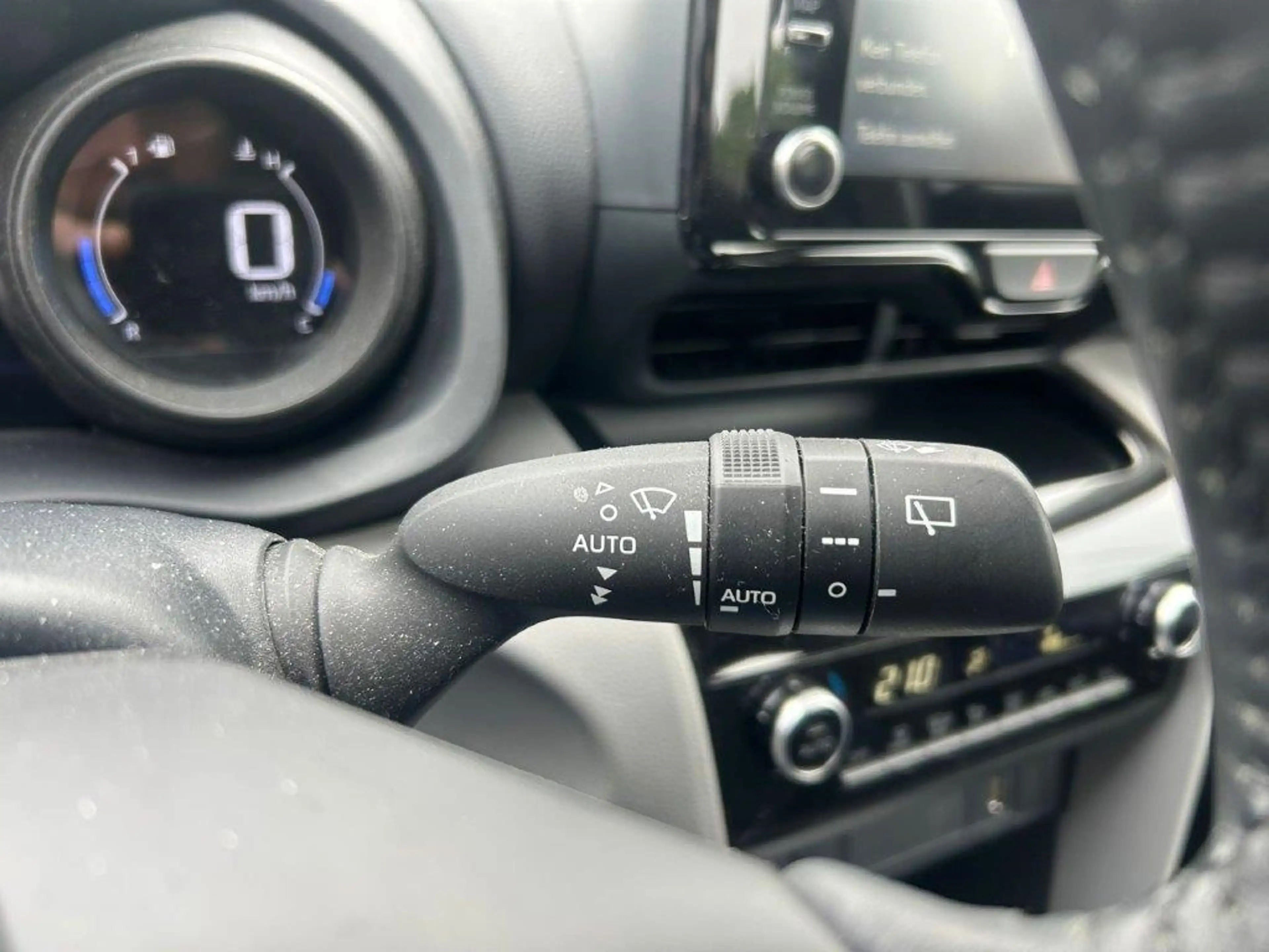 Toyota Yaris Cross Hybrid WRS Klima Apple CarPlay Android Auto Klimaa — photo 6