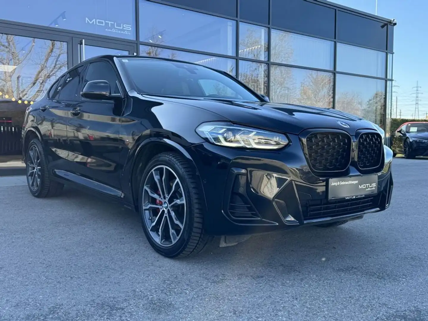 BMW X4 xDrive 20d M Sport Schwarz - 1