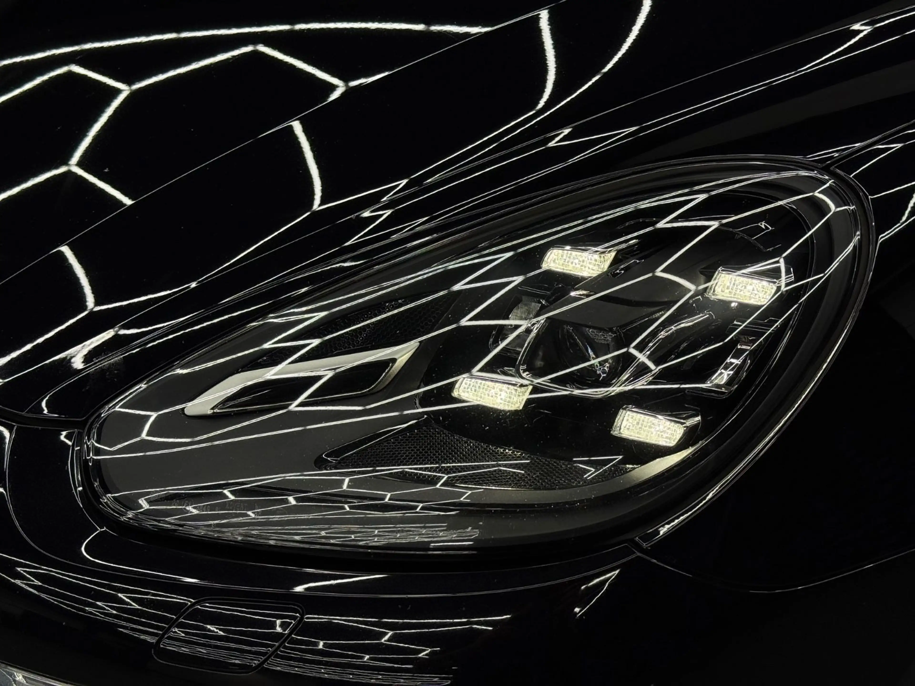 Porsche Cayenne Diesel Platinum Edition CHRONO*BOSE*KAM — photo 5