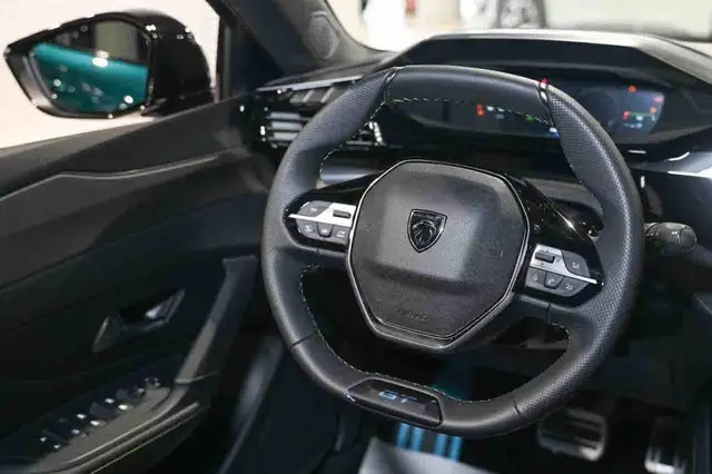 Peugeot 308 view 18