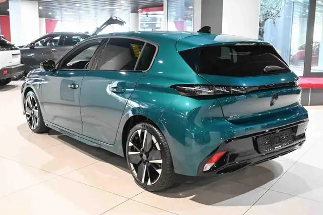 Peugeot 308 view 6