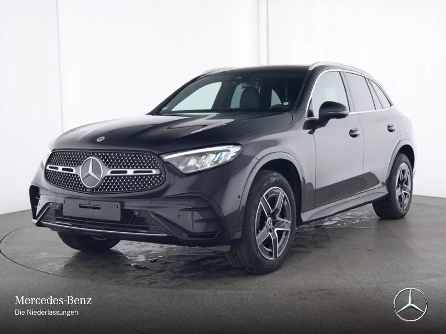 Mercedes-Benz GLC 300 e 4M AMG+PANO+AHK+LED+KAMERA+TOTW+KEYLESS Schwarz - 2