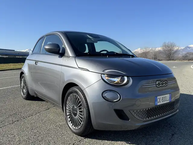 Fiat 500e 42 kWh Icon + UniProprietario - Sensori -Aziendale