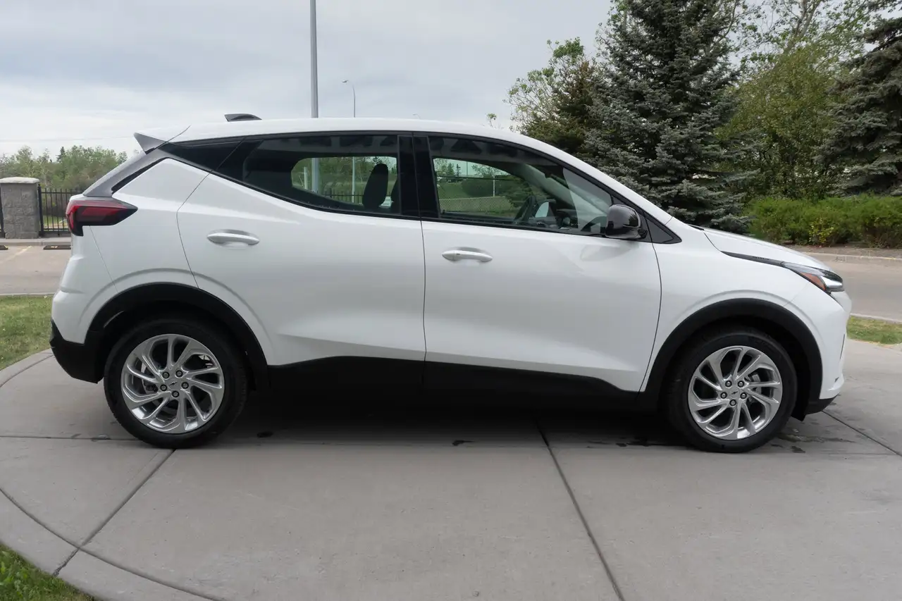 Chevrolet Bolt снимка Chevrolet Bolt