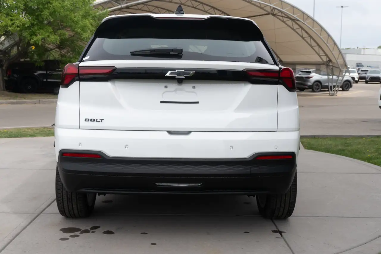 Chevrolet Bolt снимка Chevrolet Bolt