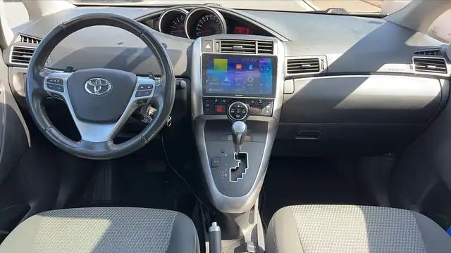 Toyota Verso view 11