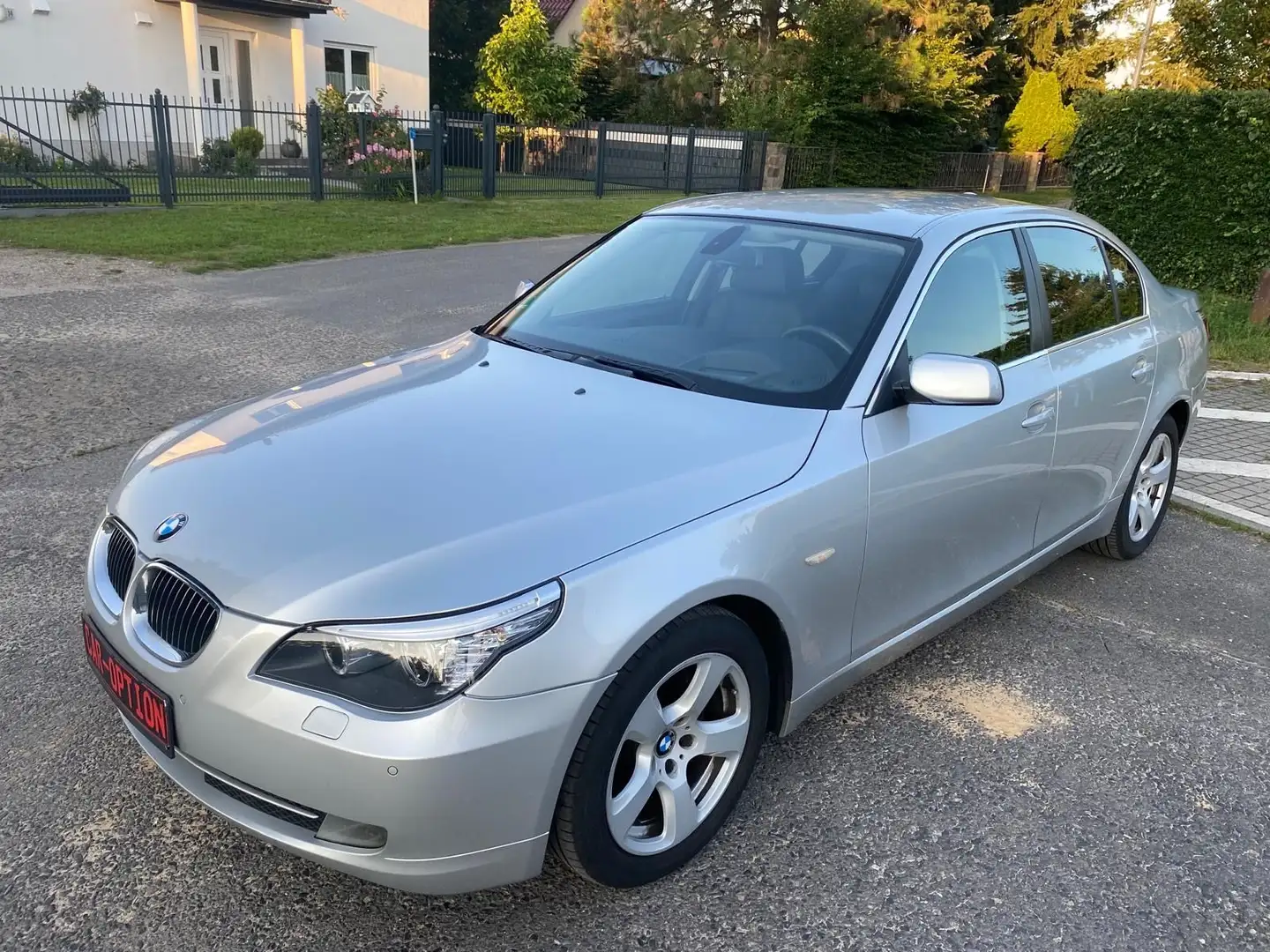 BMW 530 d Limousine / Leder/ Head Up Plateado - 1
