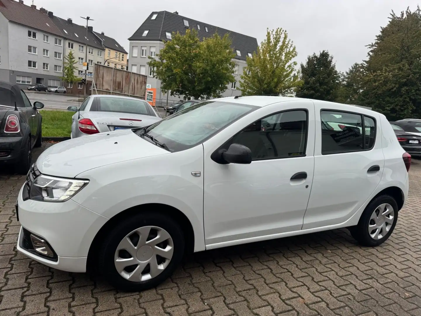 Dacia Sandero SCe 75/Klima/59.000km/Euro6/ Weiß - 2