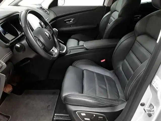 Renault Scenic view 7