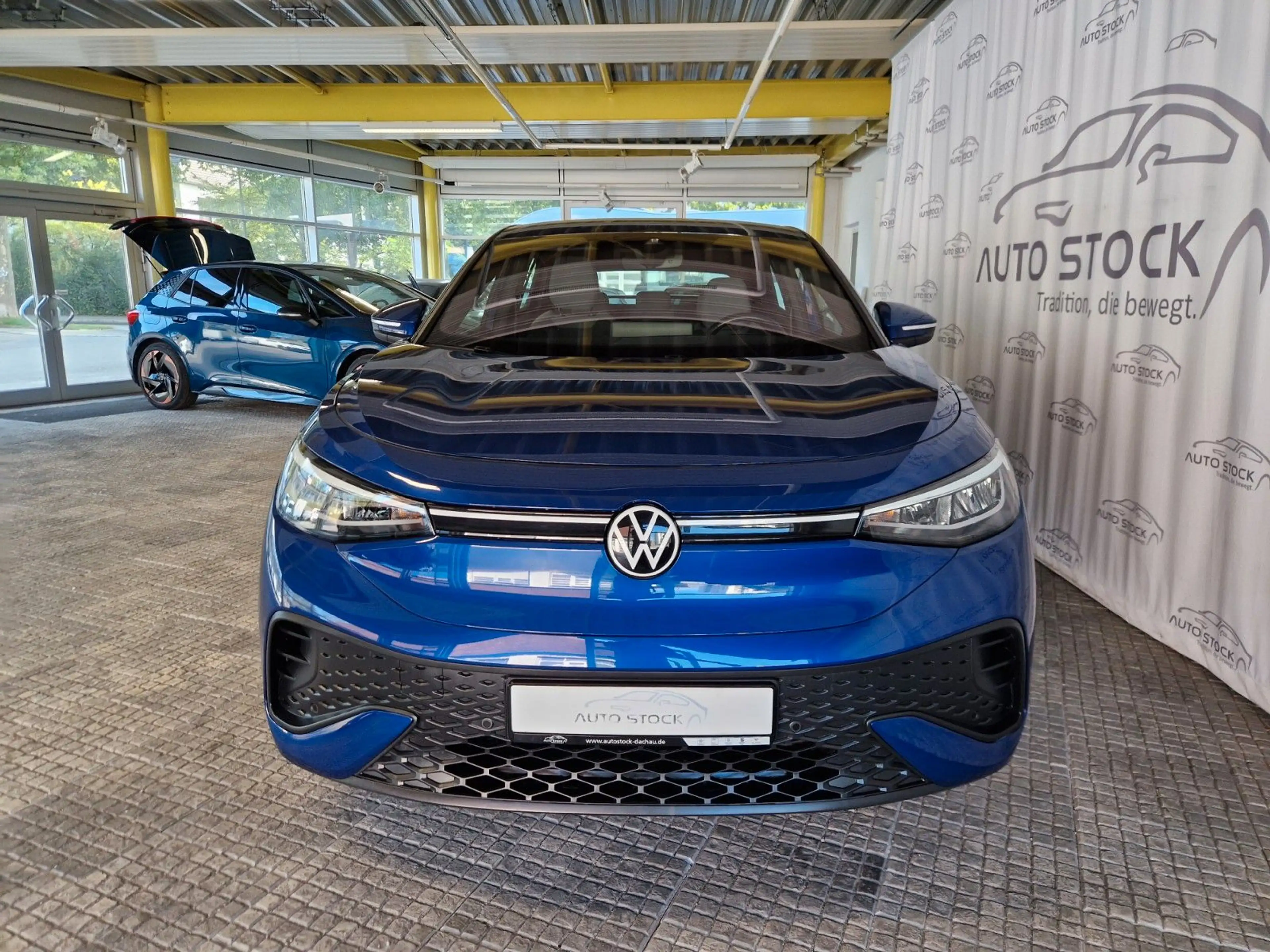 Volkswagen ID.5 Pro 82 kWh 128 kW LED PDC Navi ACC SH Conne — photo 2