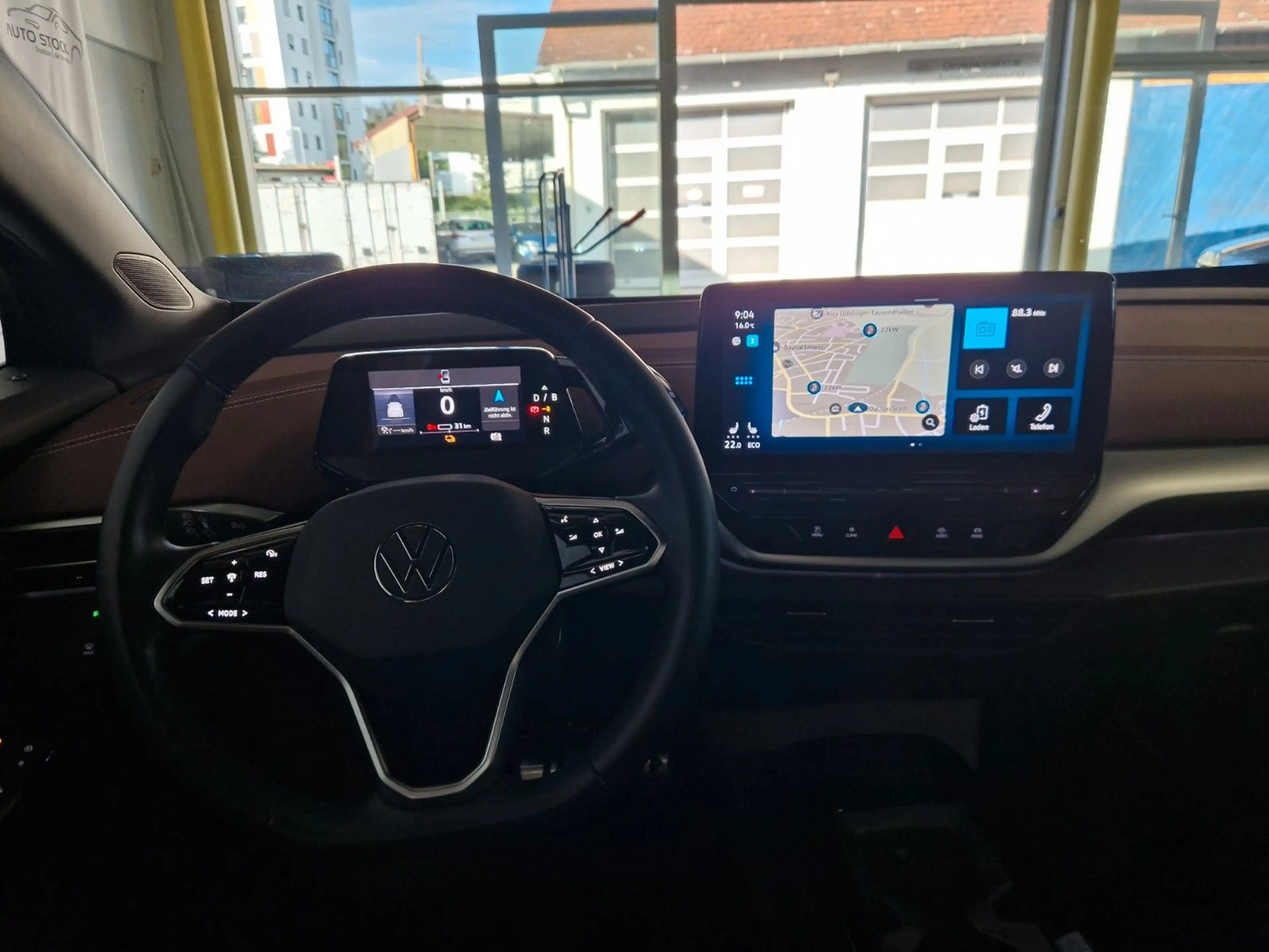 Volkswagen ID.5 Pro 82 kWh 128 kW LED PDC Navi ACC SH Conne — photo 11