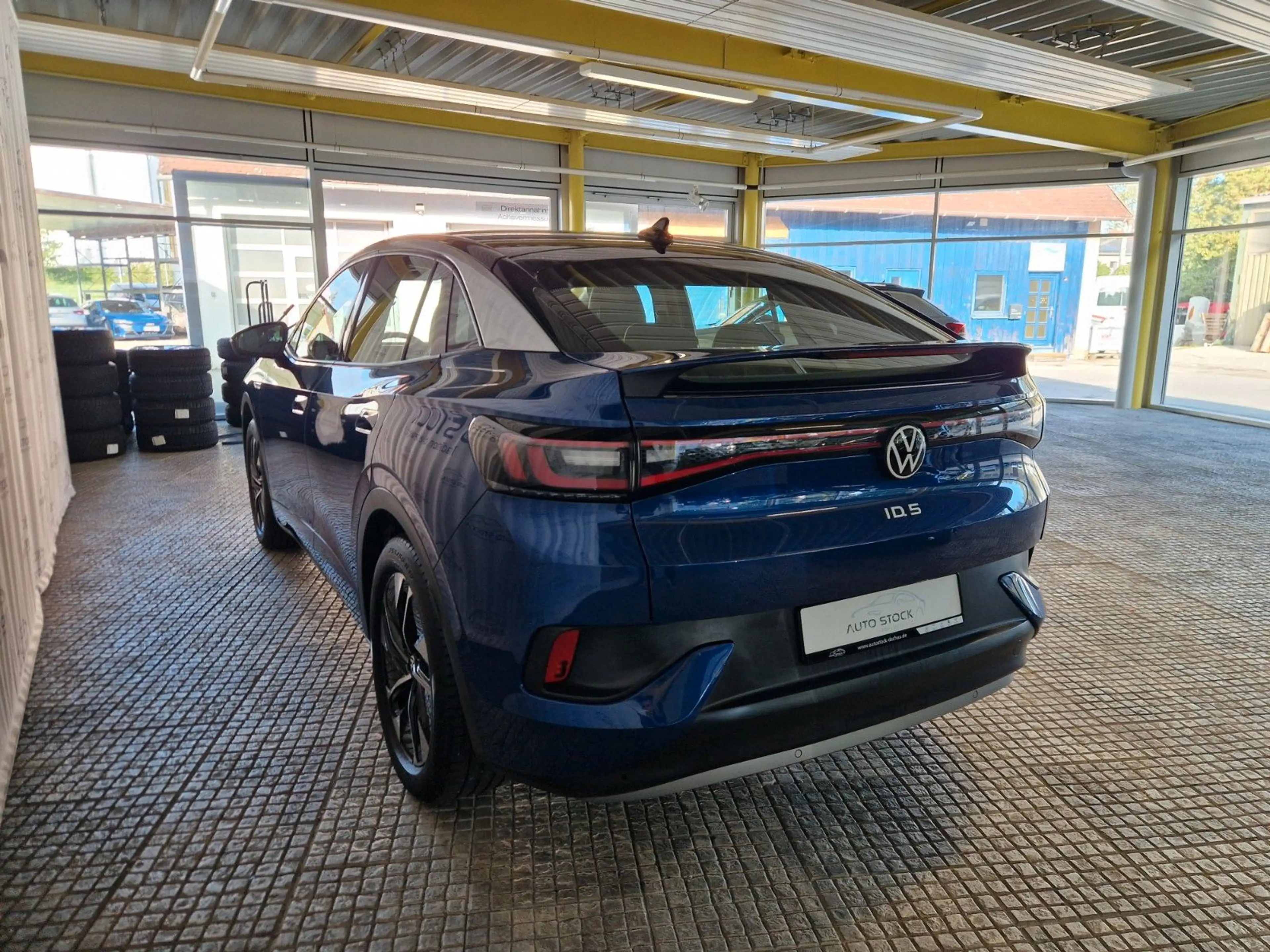 Volkswagen ID.5 Pro 82 kWh 128 kW LED PDC Navi ACC SH Conne — photo 7