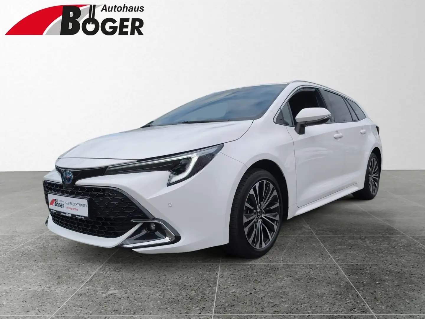 Toyota Corolla Touring Sports Hybrid Team D Blanco - 1