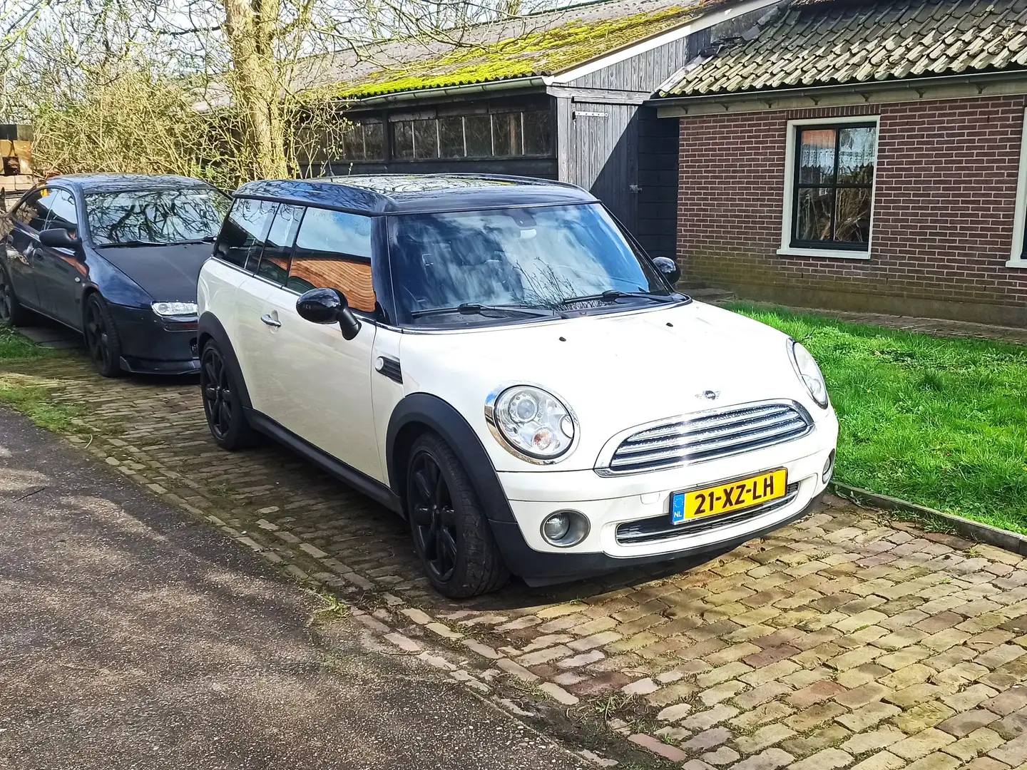 MINI Cooper Clubman Cooper Clubman 1.6 Chili Wit - 2