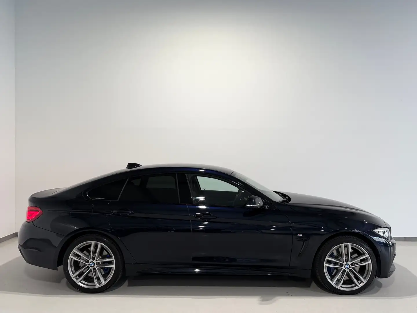 BMW 435 D xDrive GC M-Sport Aut/NaviPRO/HEAD-UP/H&K/KEYLES Schwarz - 2