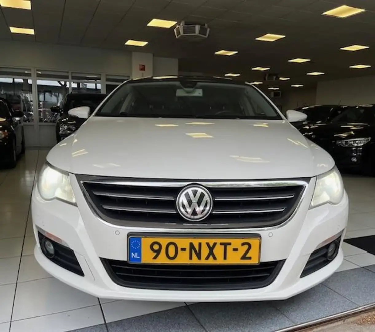 Volkswagen Passat CC 1.8 TSI 4p./R-LINE/Panoramadak/Automaat/Alcantara/ Blanc - 1